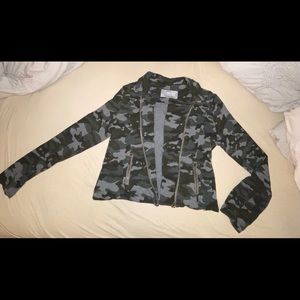 TART COLLECTIONS Camo Jacket